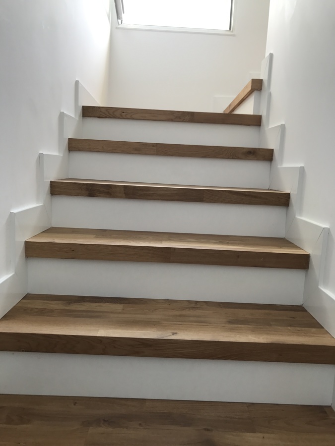 Colocación de tarima en madera MACIZA