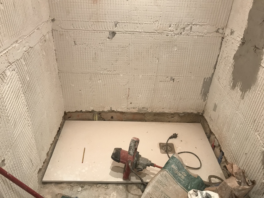 COLOCACIÓN PLATO DUCHA A RAS DE SUELO