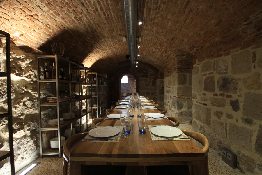 Comedor bodega planta baja.