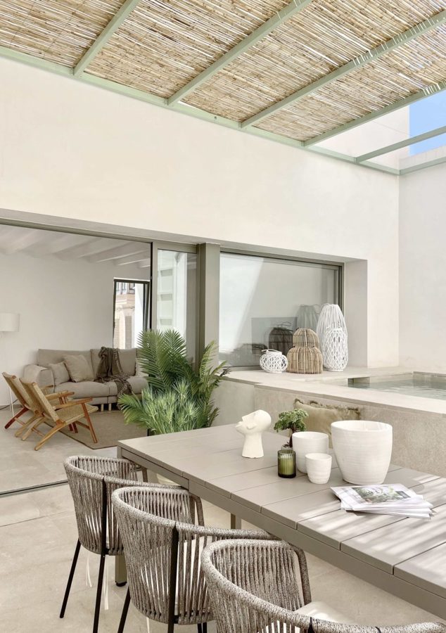 Comedor exterior - Casa vacacional en la Colonia Sant Jordi