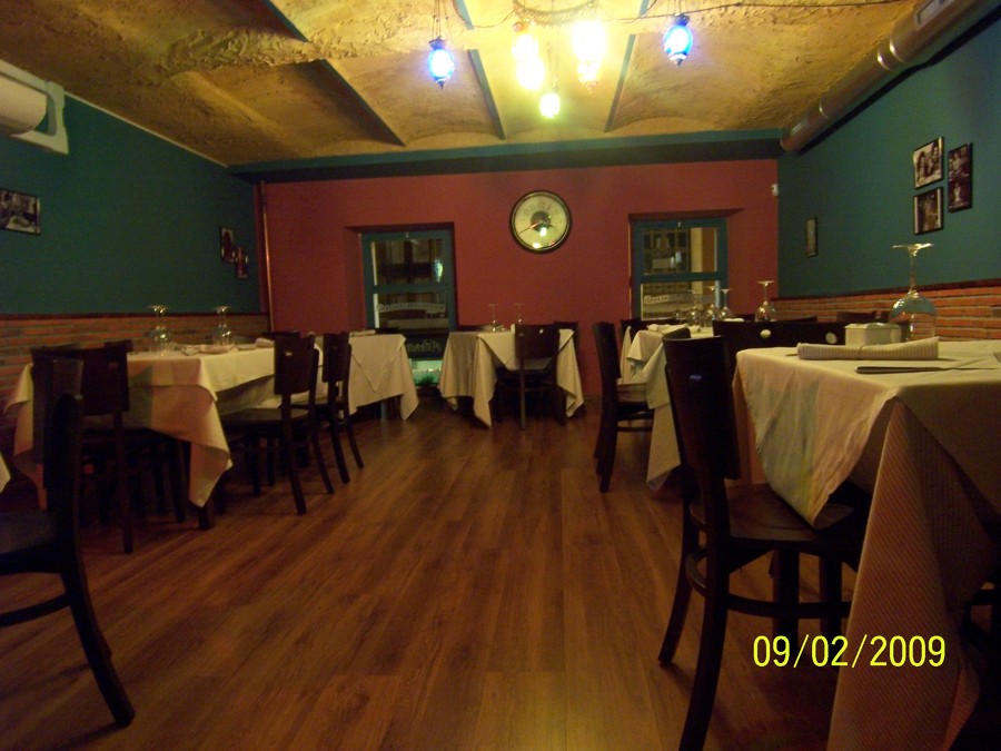 Comedor techo de bobeda