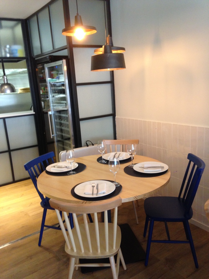 COMEDOR Y PARE DE LA BARRA