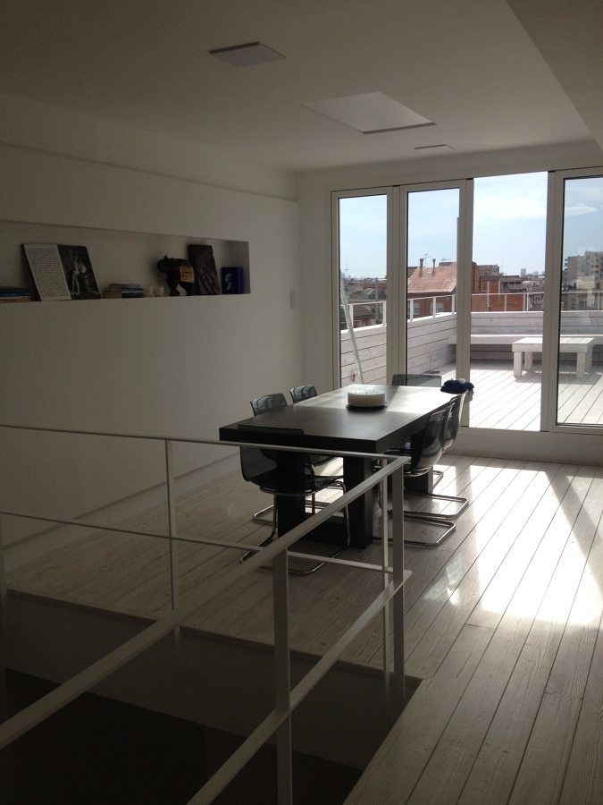 Comedor y salida a la terraza