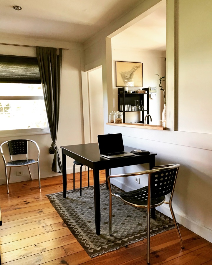 Comedor y Ventana a la Cocina