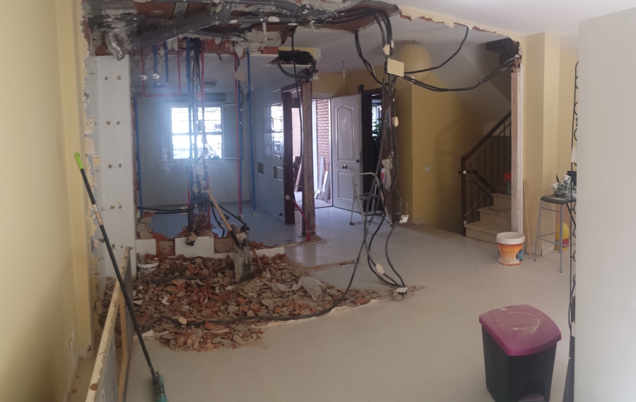 comienzo de los trabajos de demolición.