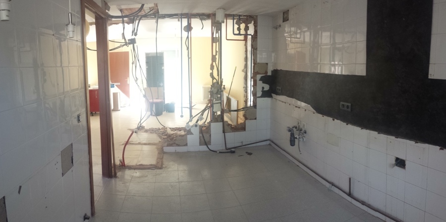 comienzo de los trabajos de demolición.