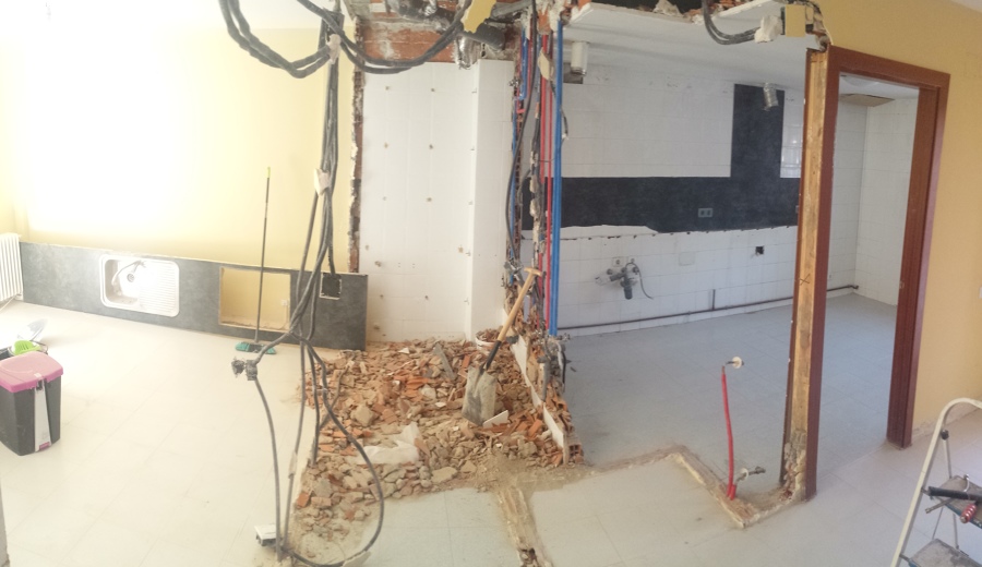 comienzo de los trabajos de demolición.