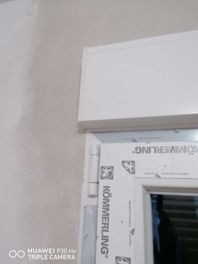 Compacto perciana con aislamiento térmico y acústico