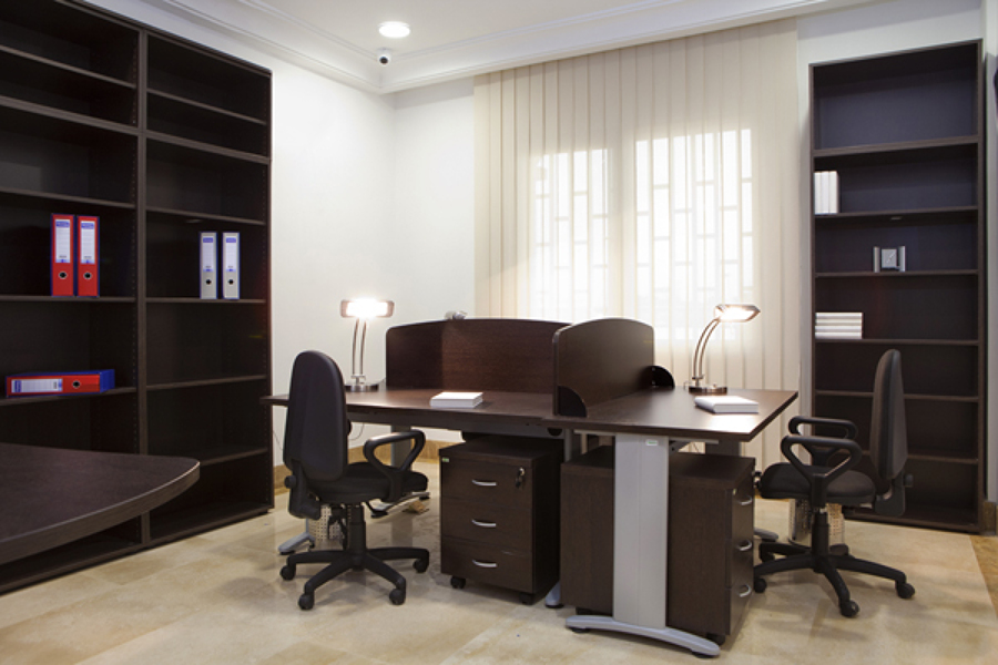 COMPLEJO DE OFICINAS EN MALABO