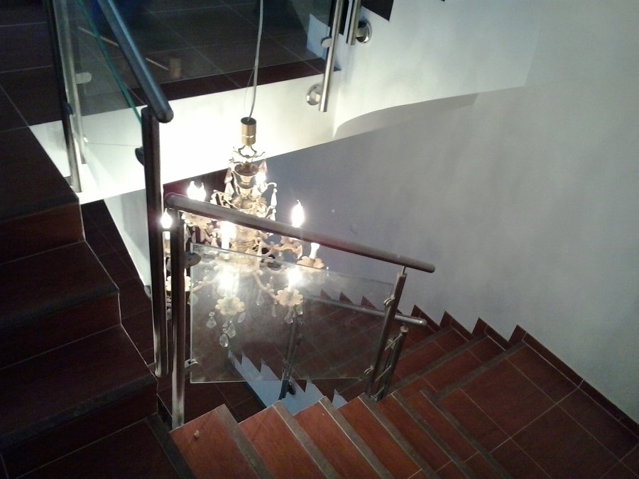 complejo turístico en aniñón 2012