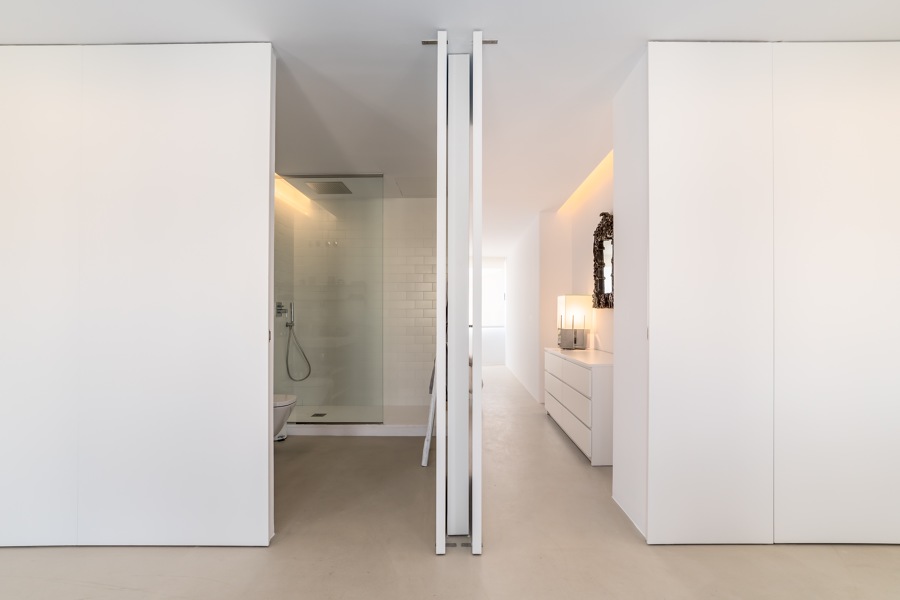 Comunicación Baño - Dormitorio