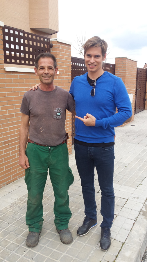 Con Carlos Baute antes de empezar renovacion jardín