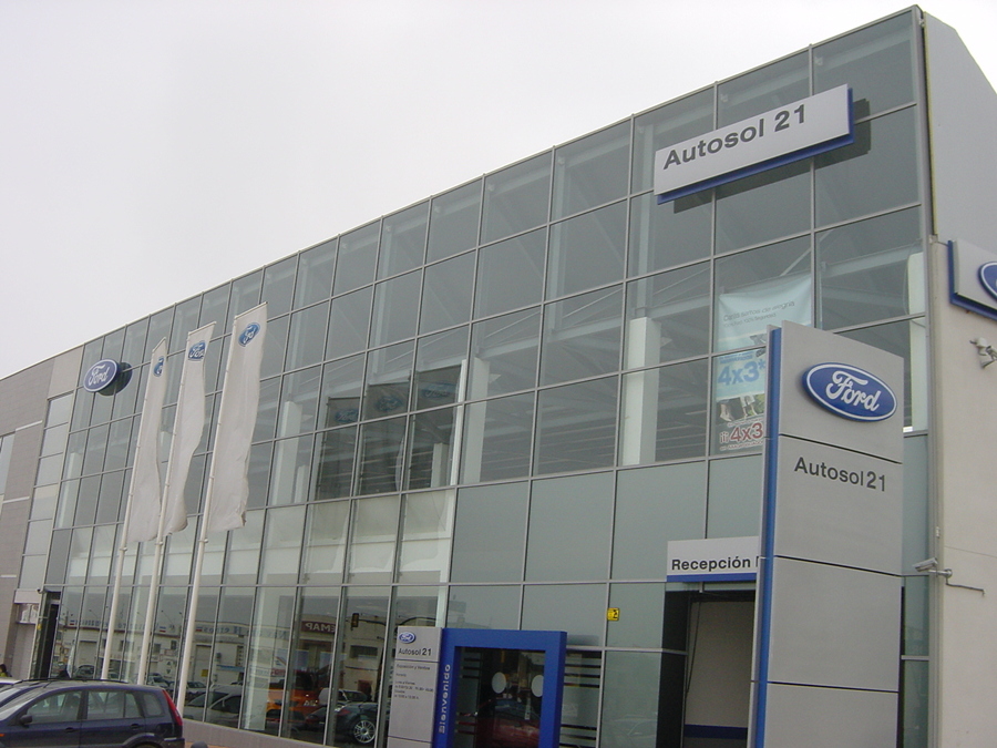 Concesionario 16.000 m2. Málaga.