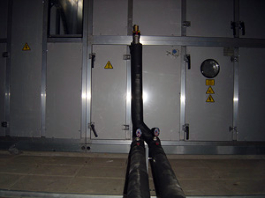 Conexión climatizadora por agua