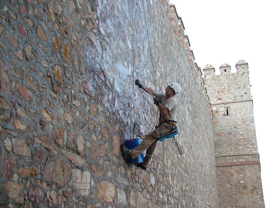 CONSOLIDACIÓN MUROS CASTILLO