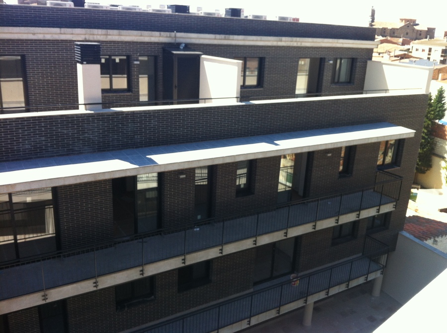 Construcción de bloque en Alcarras