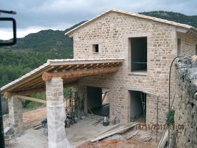 Construcción de masía 