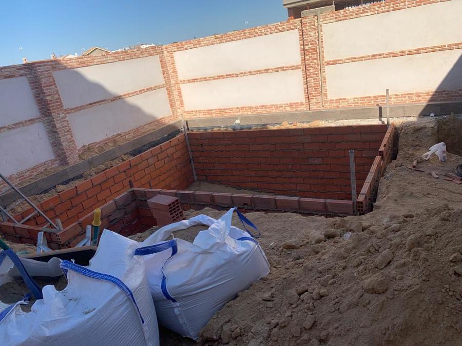 Construcción de Piscina Gunitada