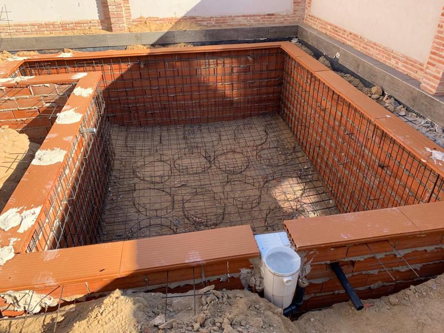 Construcción de Piscina Gunitada