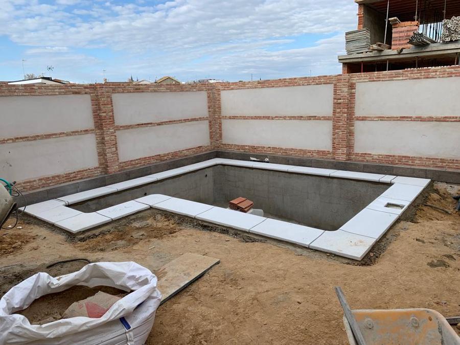 Construcción de Piscina Gunitada