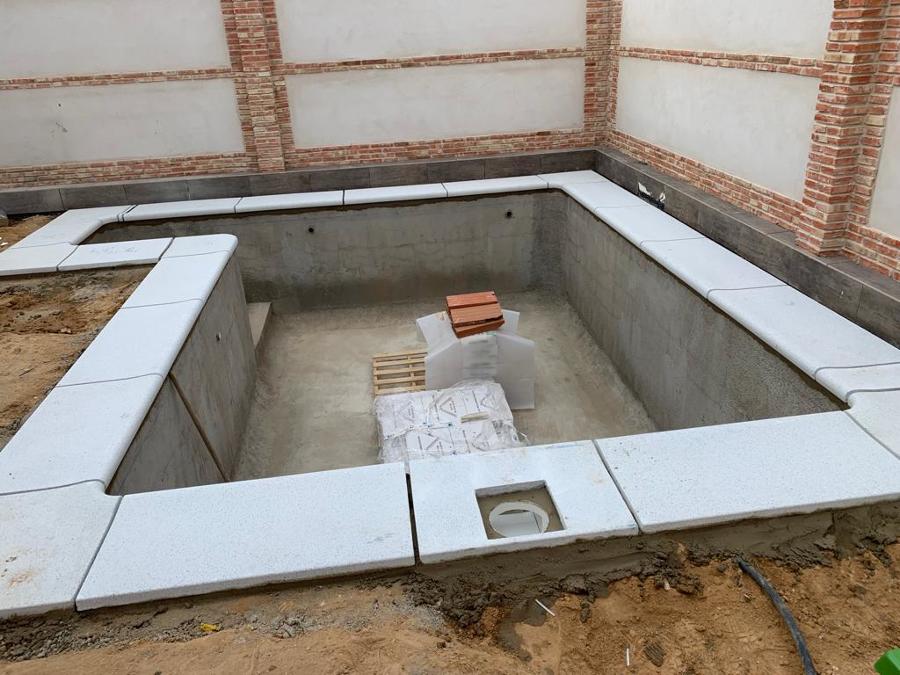 Construcción de Piscina Gunitada