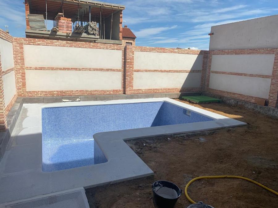 Construcción de Piscina Gunitada