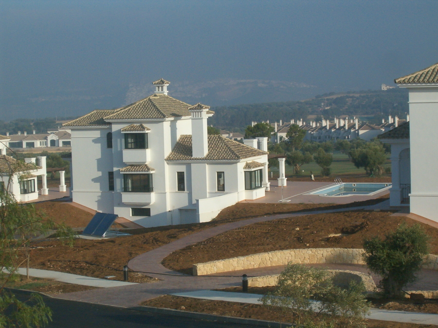 CONSTRUCCION DE VILLAS