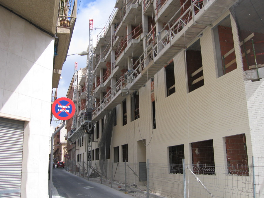 Construcción edificio el Almendro