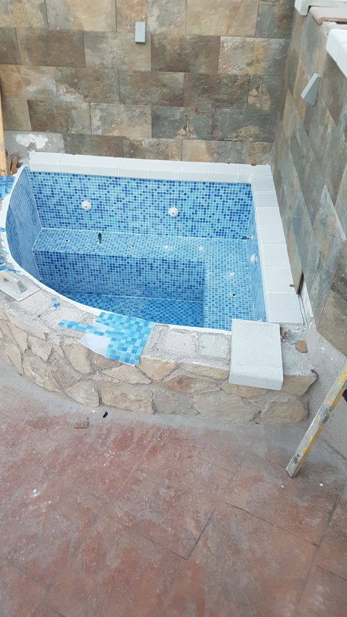 Construccion jacuzzi exterior