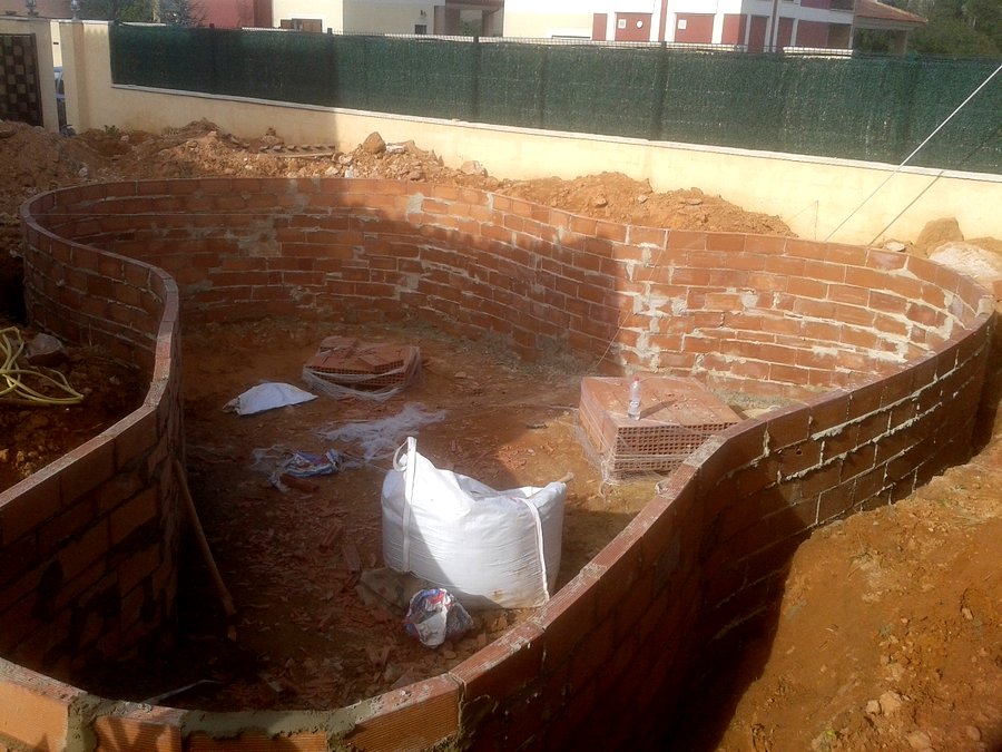 Construcción vaso piscina 