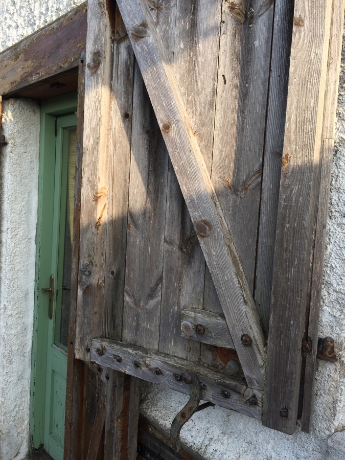 Contraventano antes de restaurar