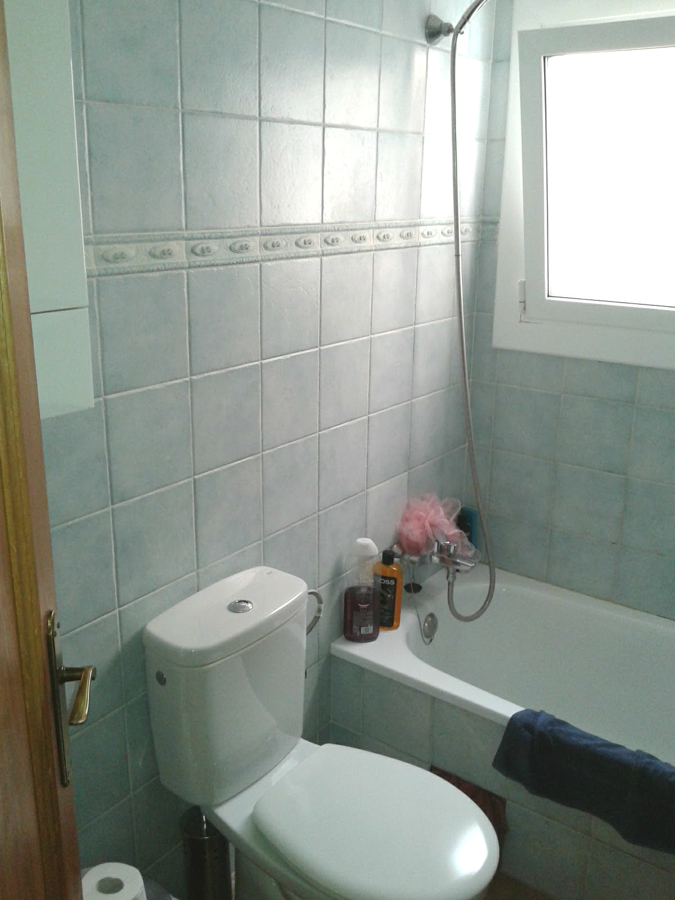 Conversión de bañera a plato de ducha extraplano sin gran reforma