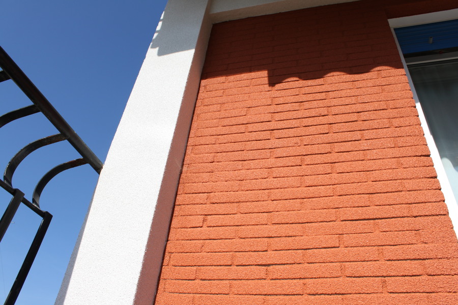 CORCHO PROYECTADO EN FACHADA CARAVISTA