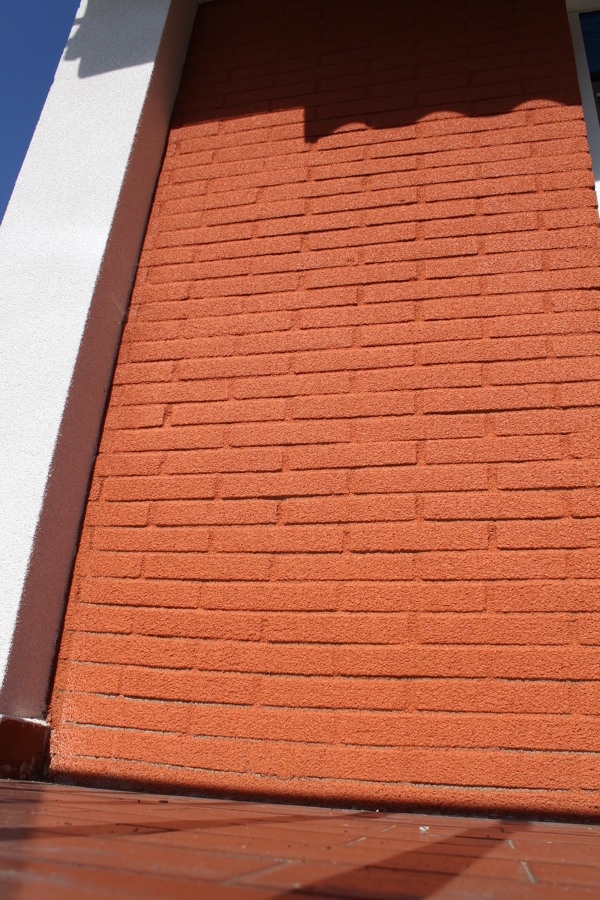 CORCHO PROYECTADO EN FACHADA CARAVISTA