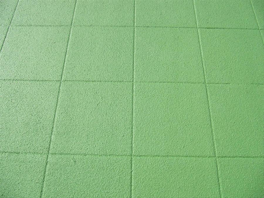 CORCHO PROYECTADO EN SUELO DE PISCINAS