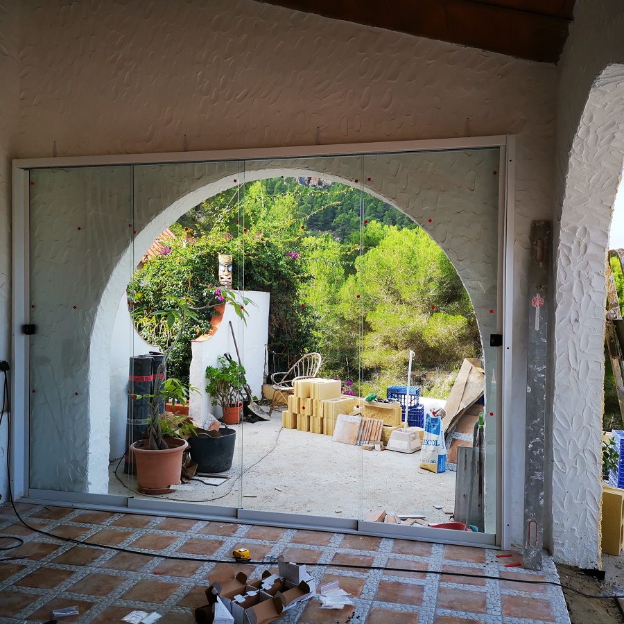 Corredera lateral cierre derecho.