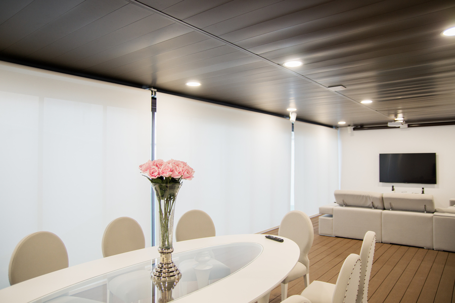 Cortina de cristal con aislamiento térmico