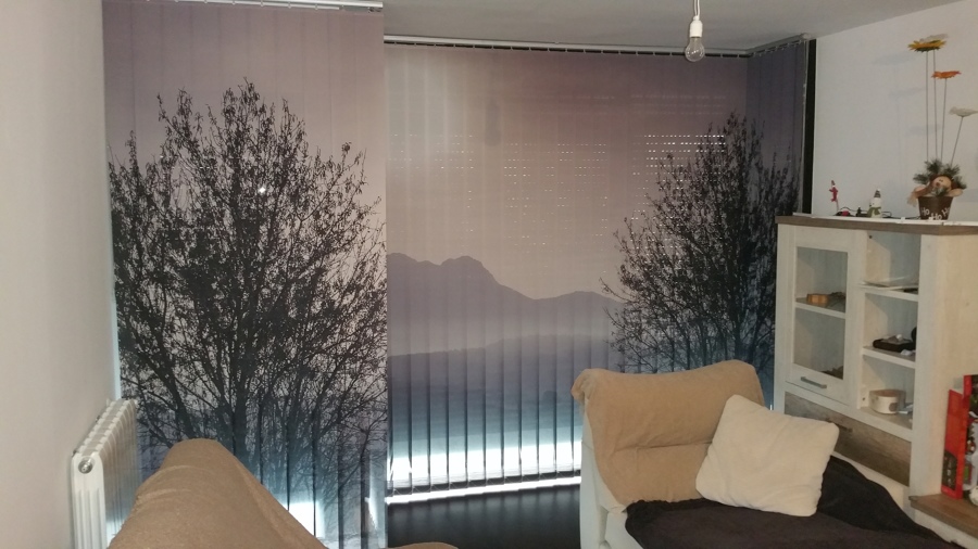 Cortina Vertical con Impresión Digital