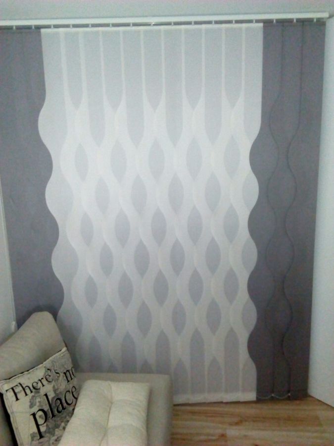 Cortina Vertical con Ondas