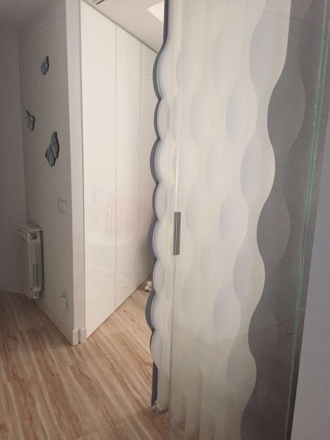 Cortina Vertical con Ondas