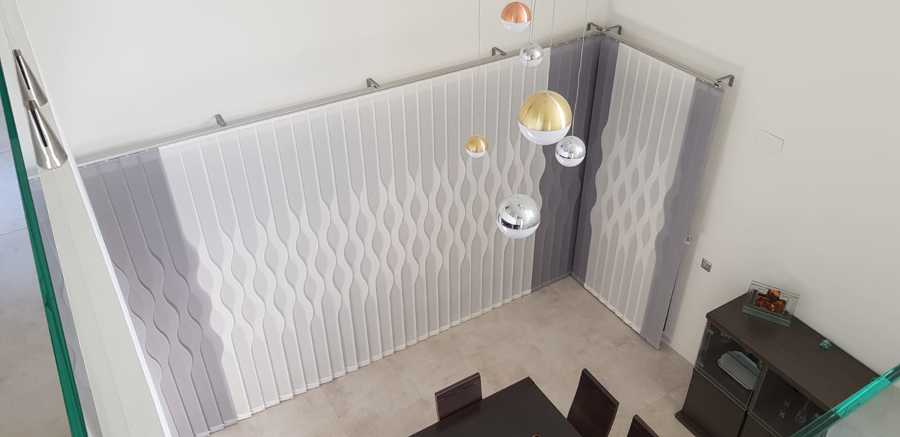 Cortina Vertical con Ondas