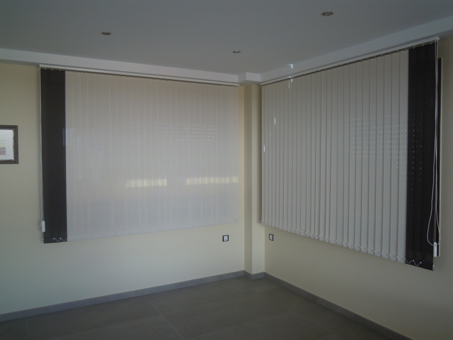 Cortina vertical tecnica