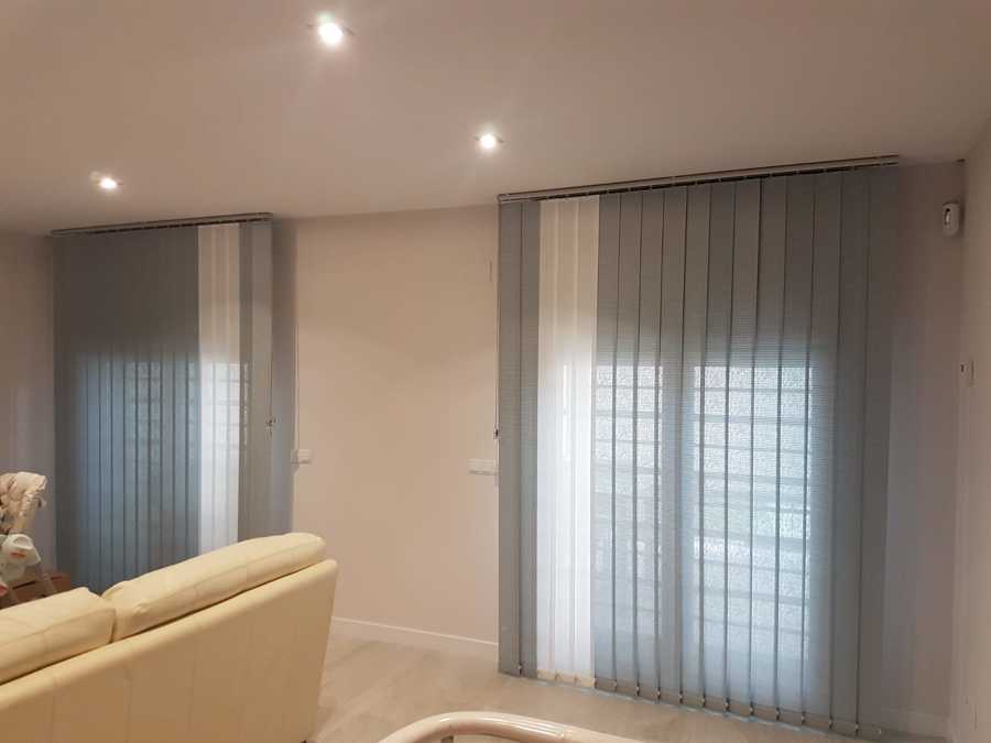 Cortina Vertical tejido Fiume