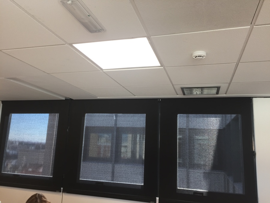 Cortinas enrollables 1%