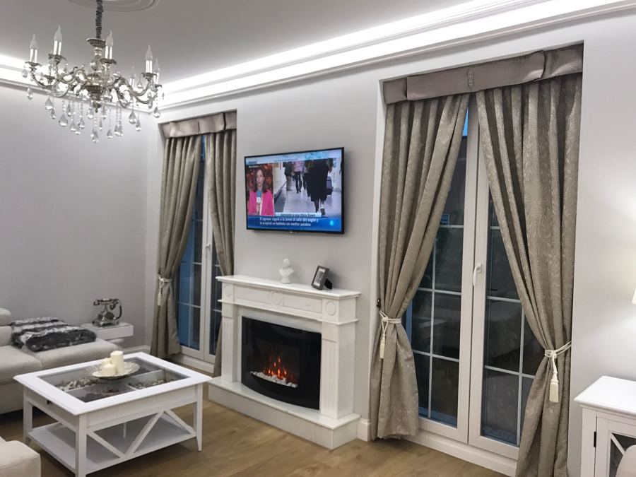 Cortinas y bandó para el salón