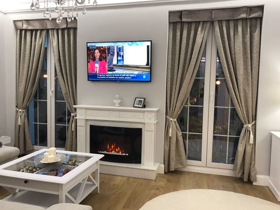 Cortinas y bandó para salón