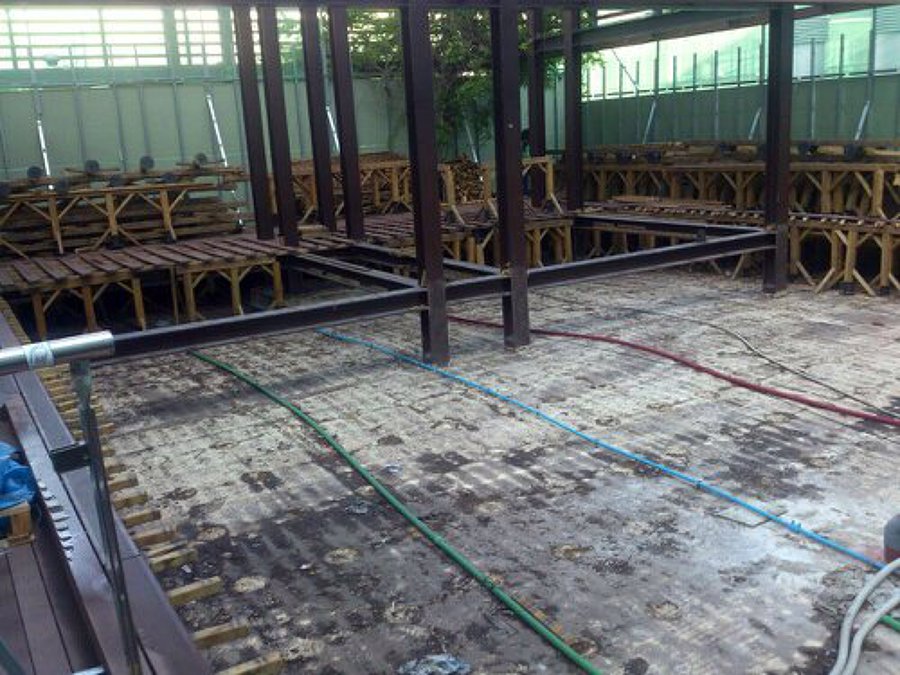 Costa aeropuerto T-1