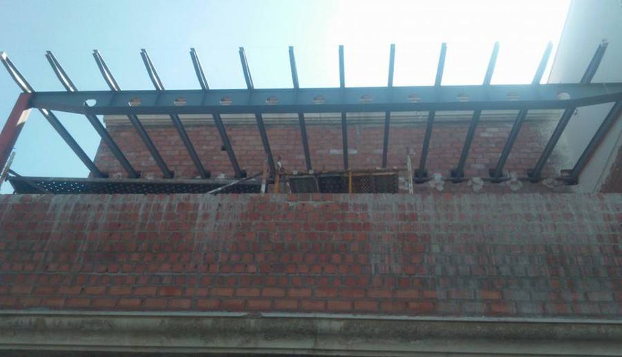 COSTRUCCIÓN DE PORCHE CON VIGAS IPN 300 DE DISEÑO Y VIGAS IPN 120 Y PILARES DE 2 UPN 120