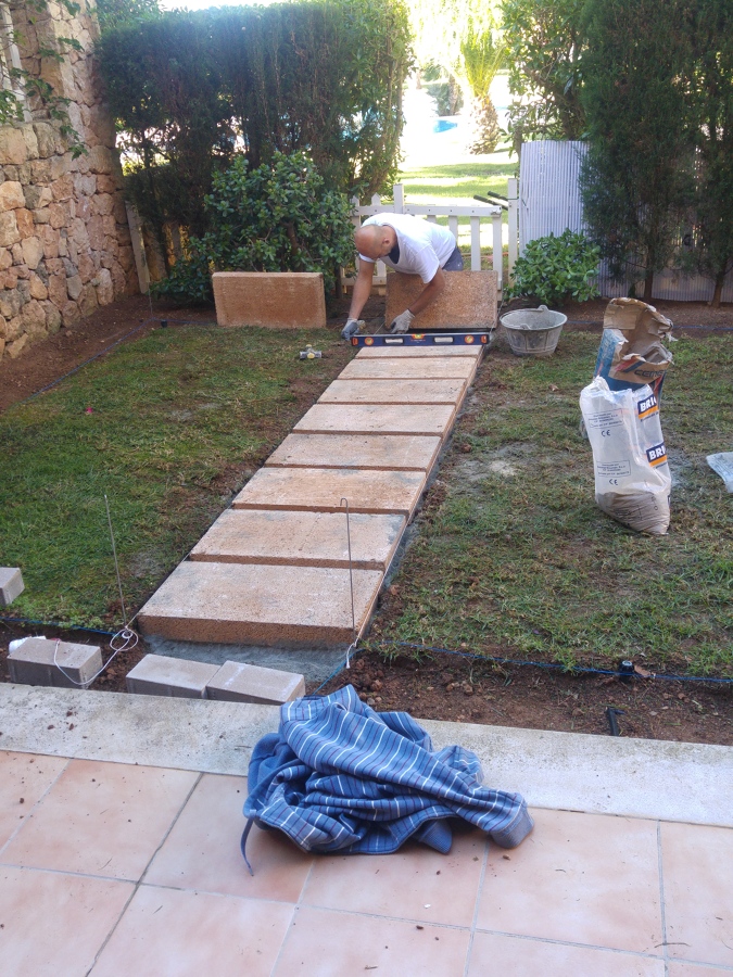 creación de camino de mares....