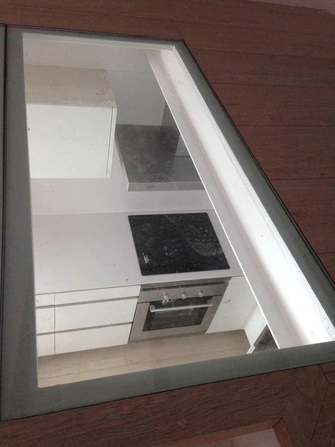 Cristal en suelo Pl. Altillo